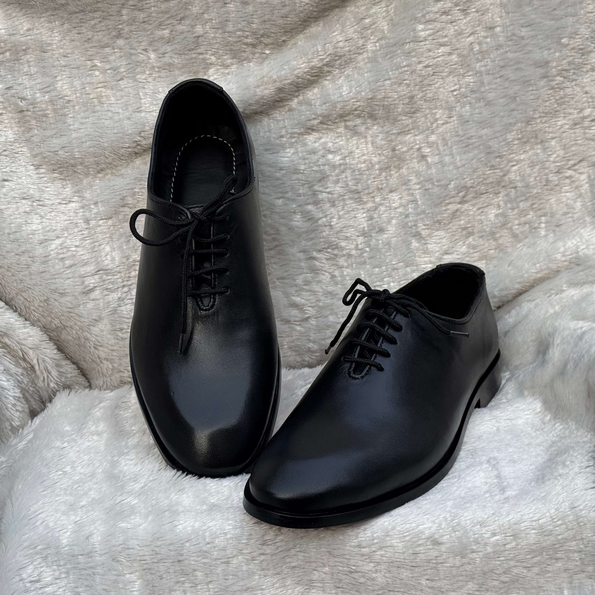 Black Oxford Laces Cowcci's shoes