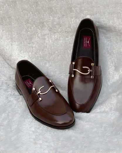 Luxury Italian Leather Loafers – Elegant Brown Slip-Ons with Gold S buckle Detail