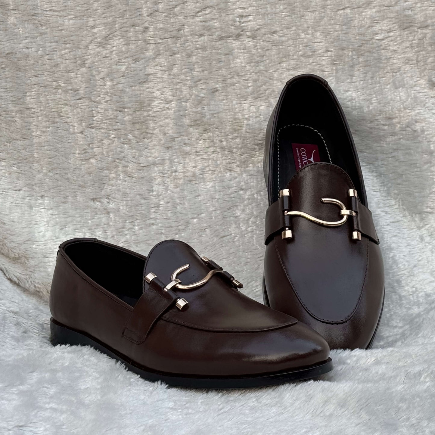 S buckle loafer